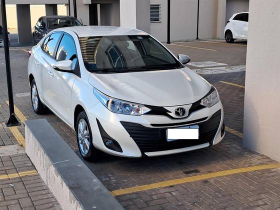 TOYOTA YARIS 1.5 16V FLEX SEDAN XL MULTIDRIVE TOYOTA YARIS 1.5 16V FLEX SEDAN XL MULTIDRIVE